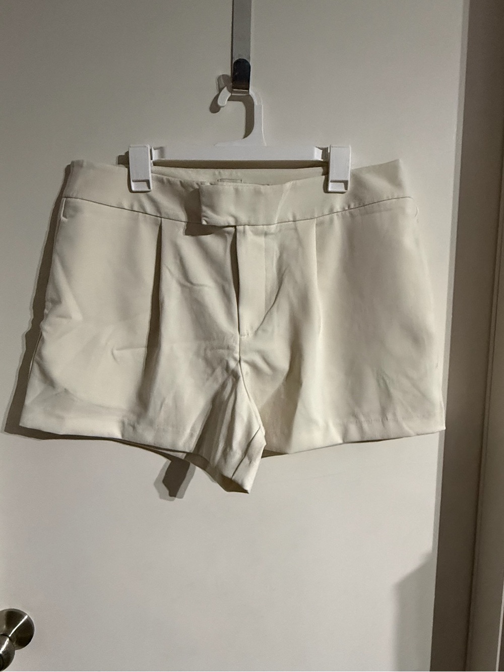 BNWOT Women’s A New Day Tailored Shorts With Pockets Stretch Size 16